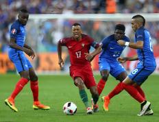 -集结日德甲传出新动向，波特兰开拓者临场应变，管理层表态——球迷炸锅，资深球员宣示担当的简单介绍