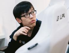 28圈娱乐-凯恩新星精彩发挥表现惊艳，FPX未来可期！的简单介绍