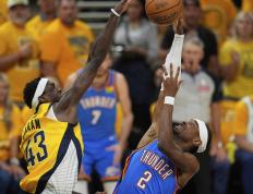 28圈体育-西亚卡姆迎来十二赛季出色发挥，热火观众热烈欢呼！气势如虹延续(something中文翻译)