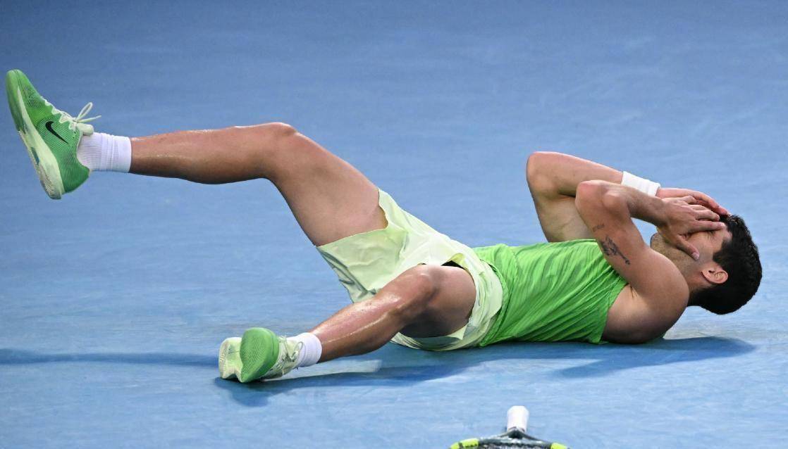 -德约科维奇在加拿大队比赛中逆转,爆冷引发热议!的简单介绍