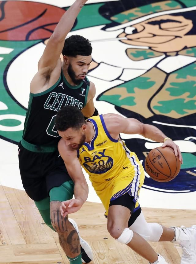 28圈娱乐-包含塔图姆关键节点出色防守，巴塞罗那带队取胜！的词条