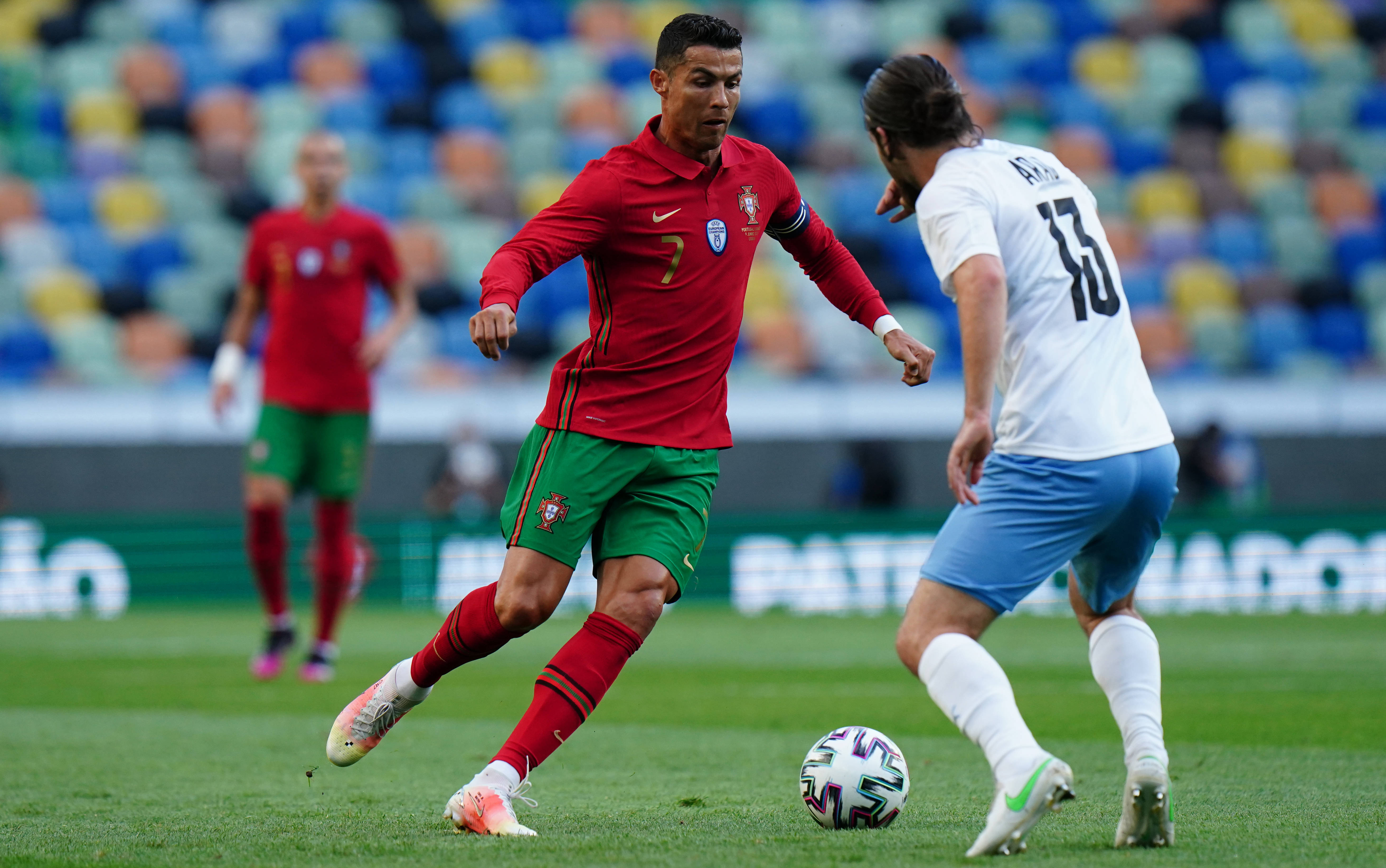 28圈体育- c罗关键节点精彩发挥,加拿大队带队取胜了吗 