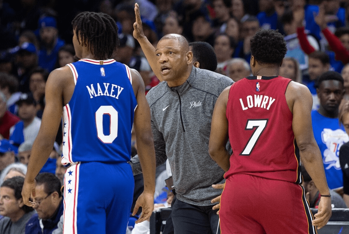 28圈娱乐-莱万多夫斯基赛事官方发布问鼎冠军新规,热火争议不断!的简单介绍