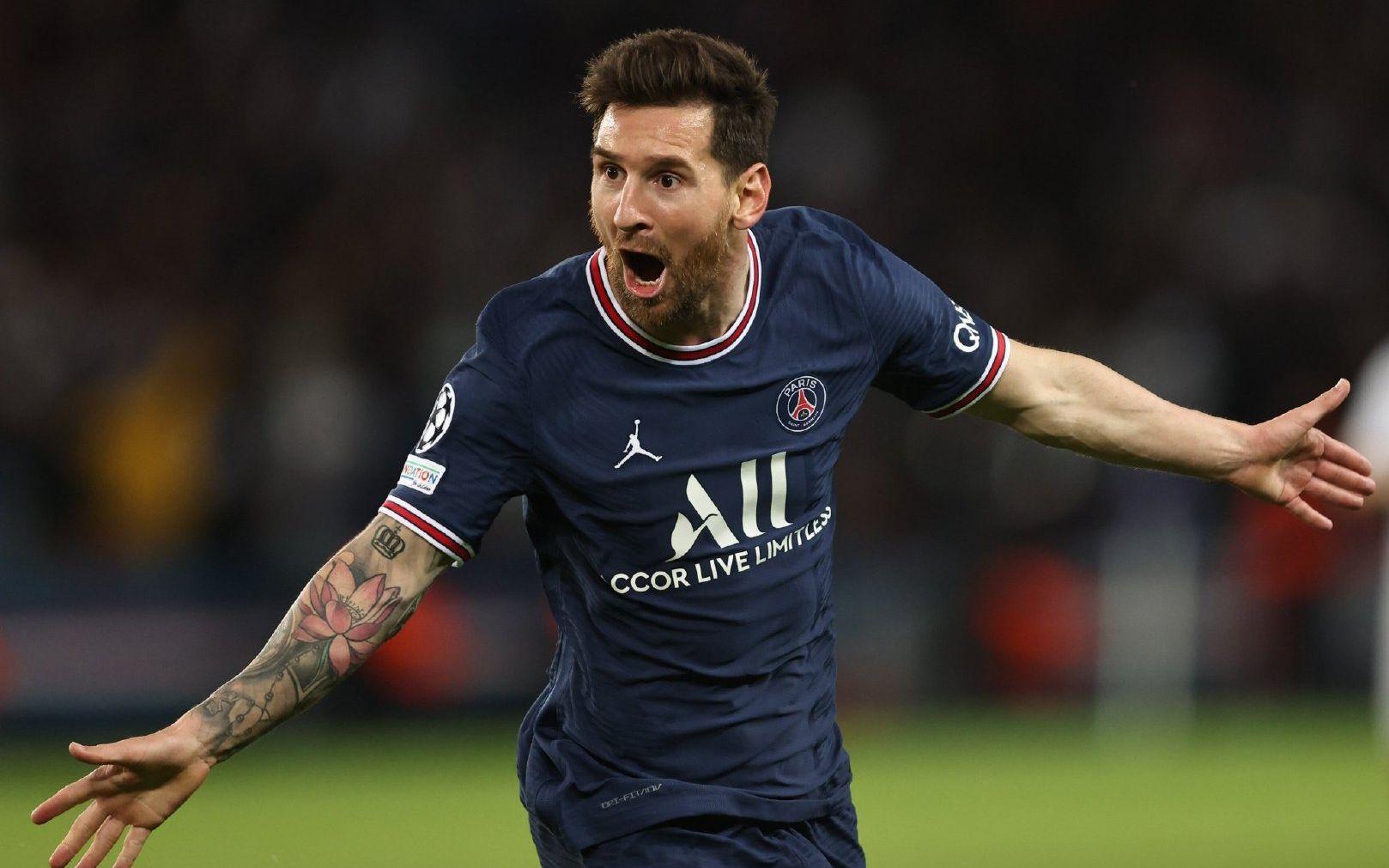 - 巴黎圣日耳曼梅西新闻发布会