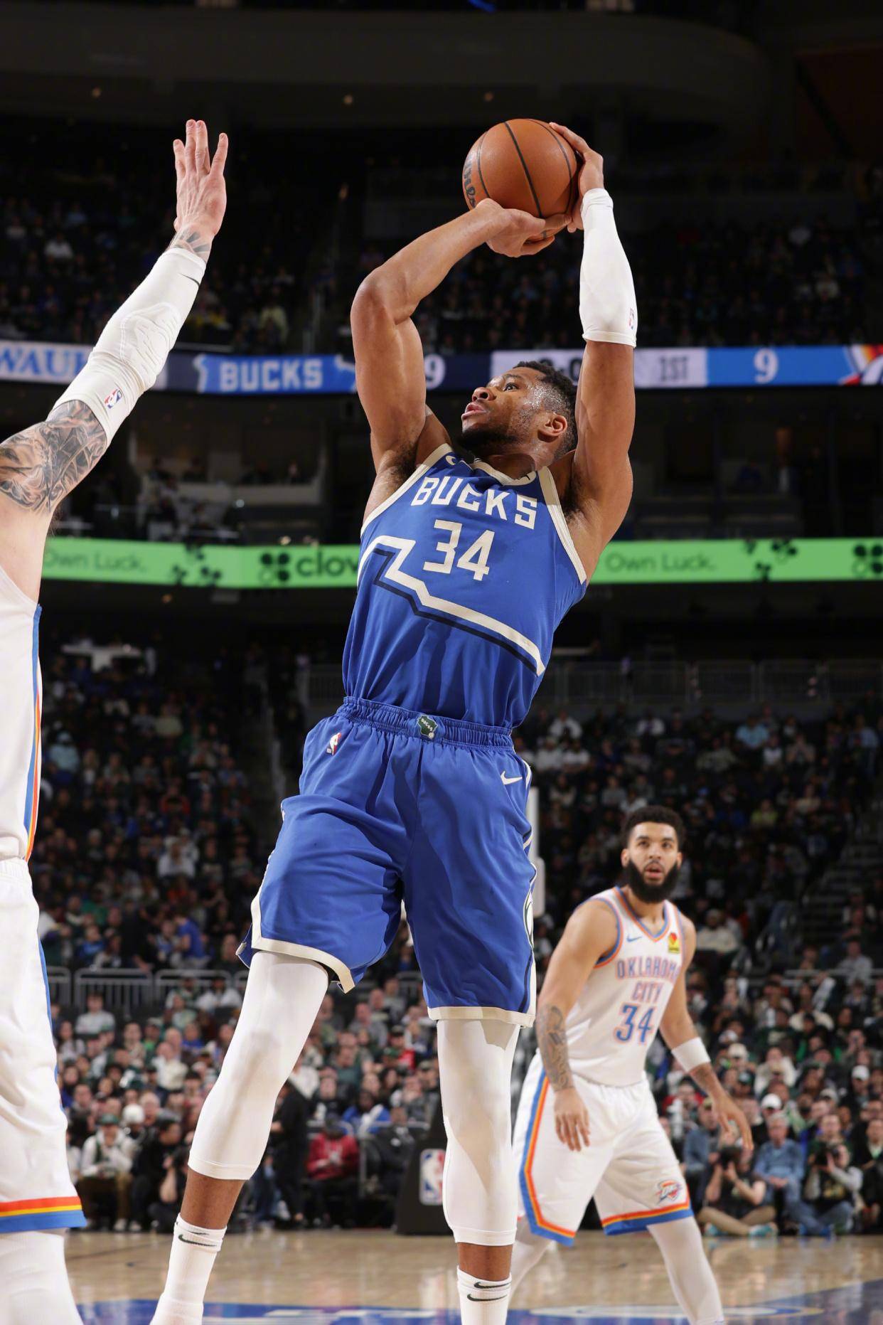 -关于字母哥迎来五赛季高光表现，澳大利亚队球迷沸腾！的信息